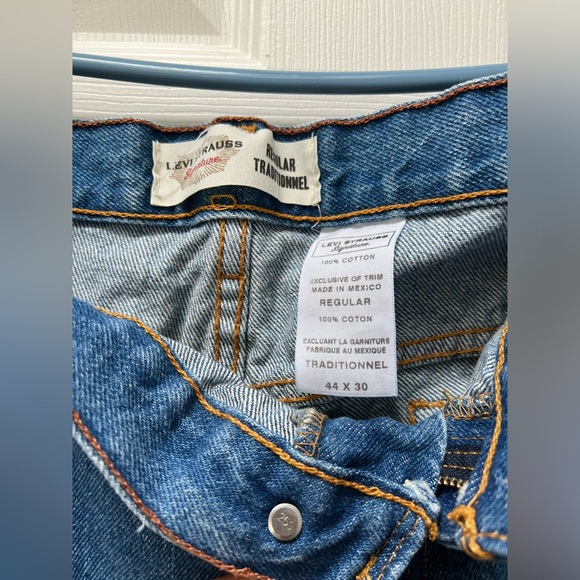 Vintage Levi jeans - Picture 2 of 4